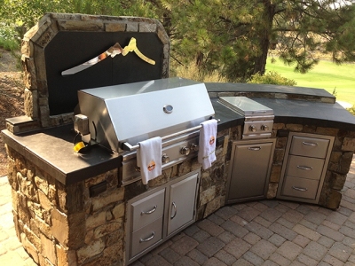 ContactPageGrill_640x480